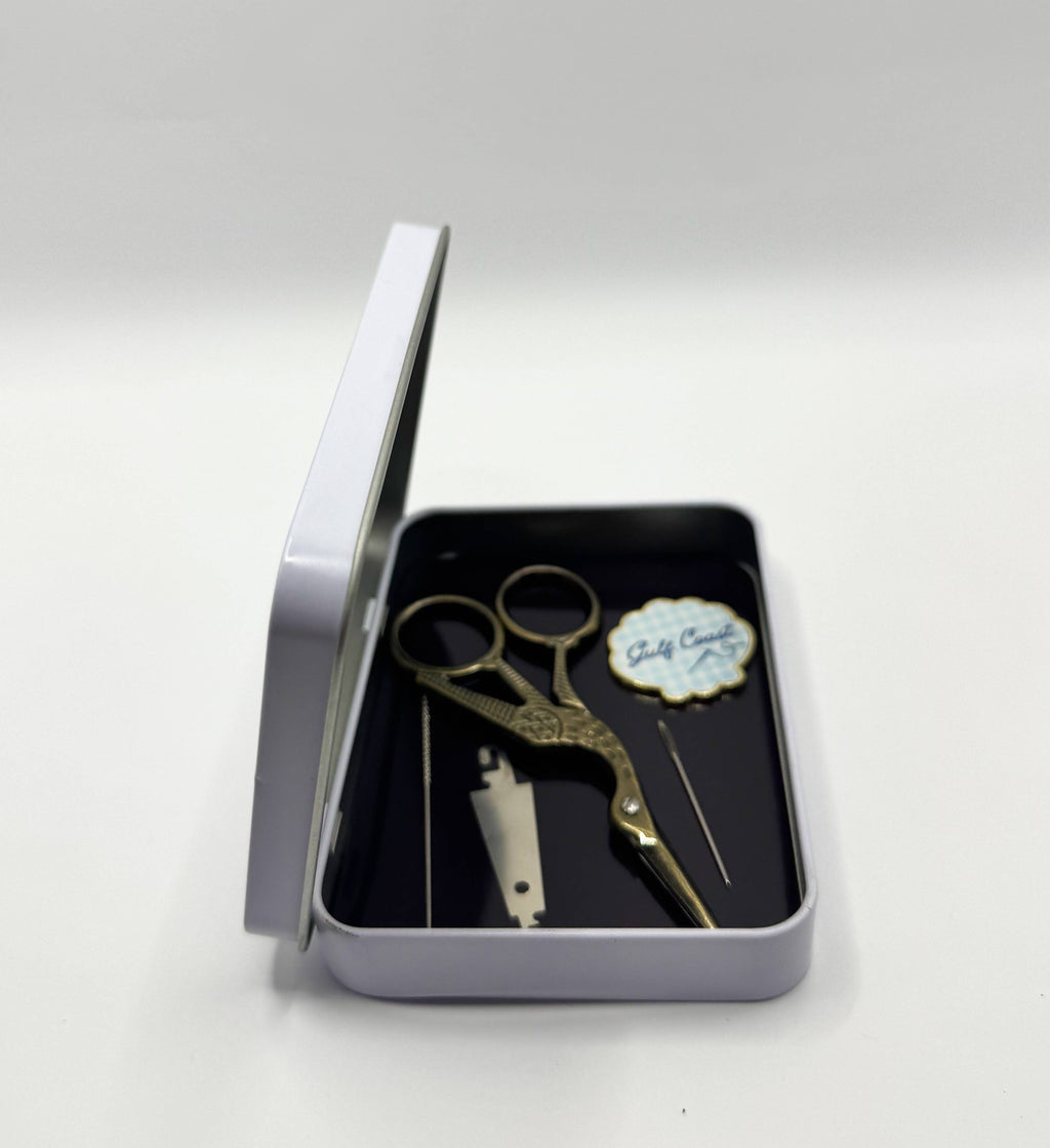 Blue Gingham Magnetic Needle Tin | Needlepoint Accessories