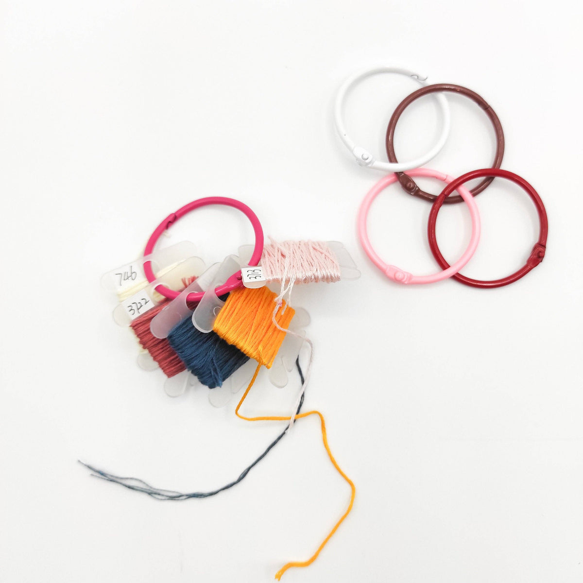 Colorful Round Ring Style Thread Bobbins