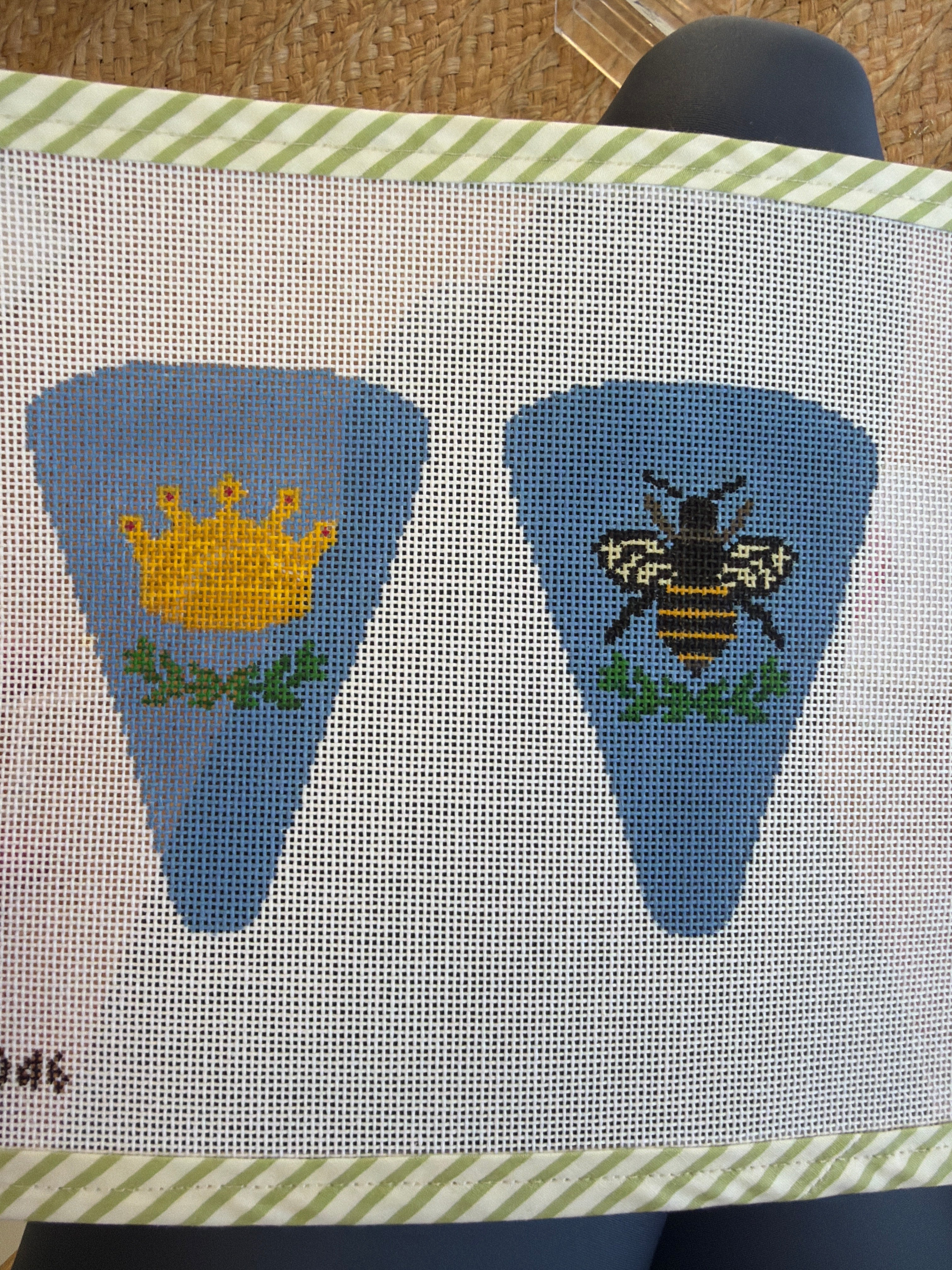 Queen Bee Scissors Case | Needlepoint Canvas