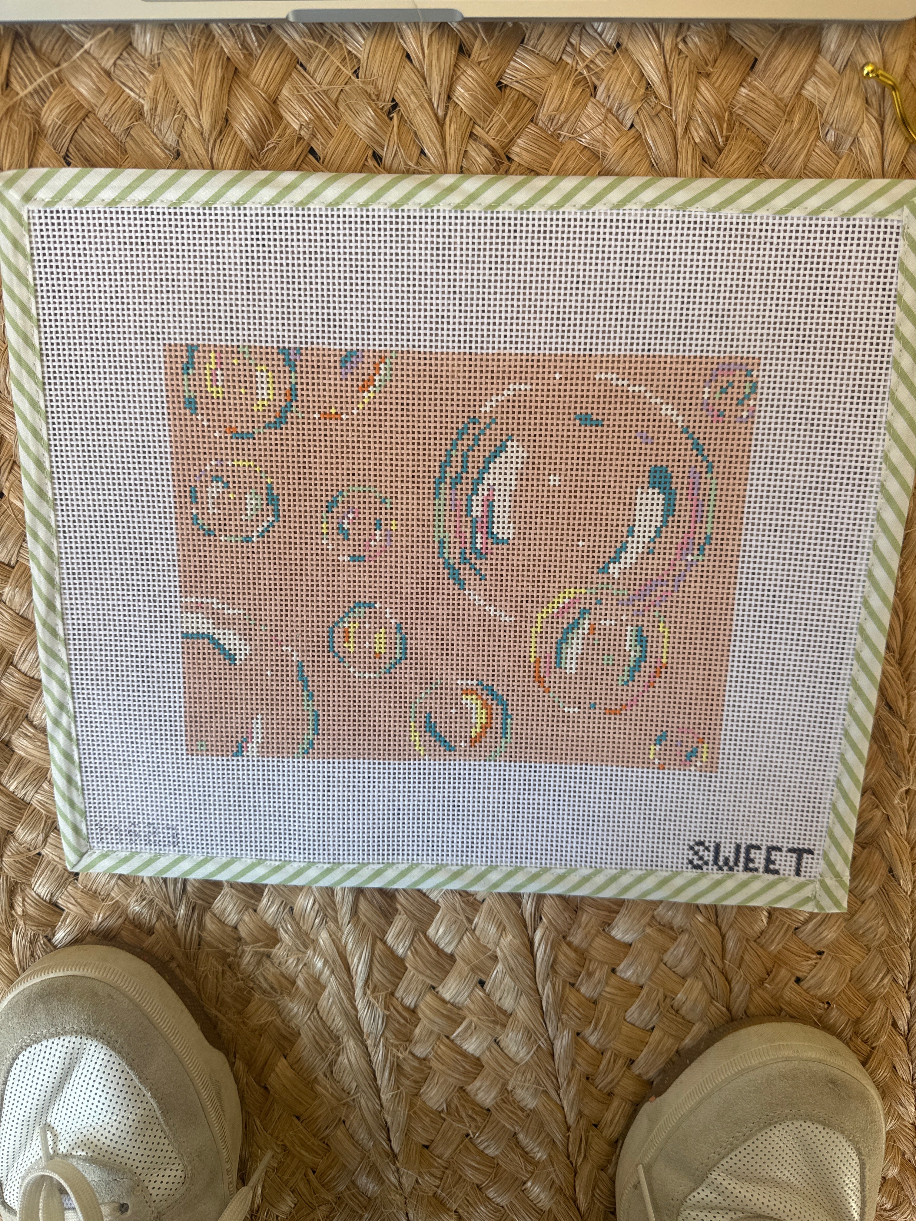 Bubbles Clutch | Needlepoint Canvas