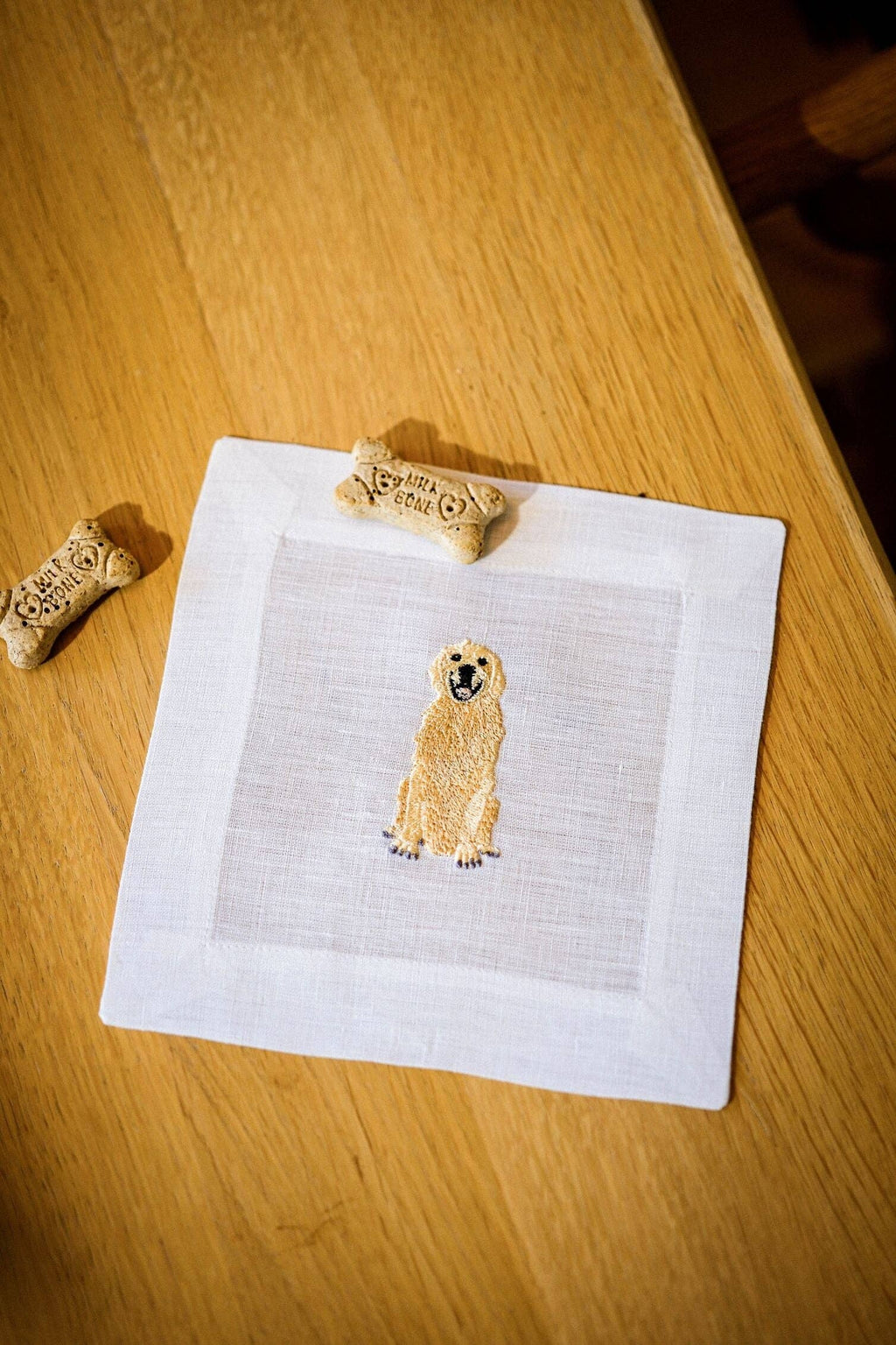 Embroidered Linen Cocktail Napkins - Golden Retriever