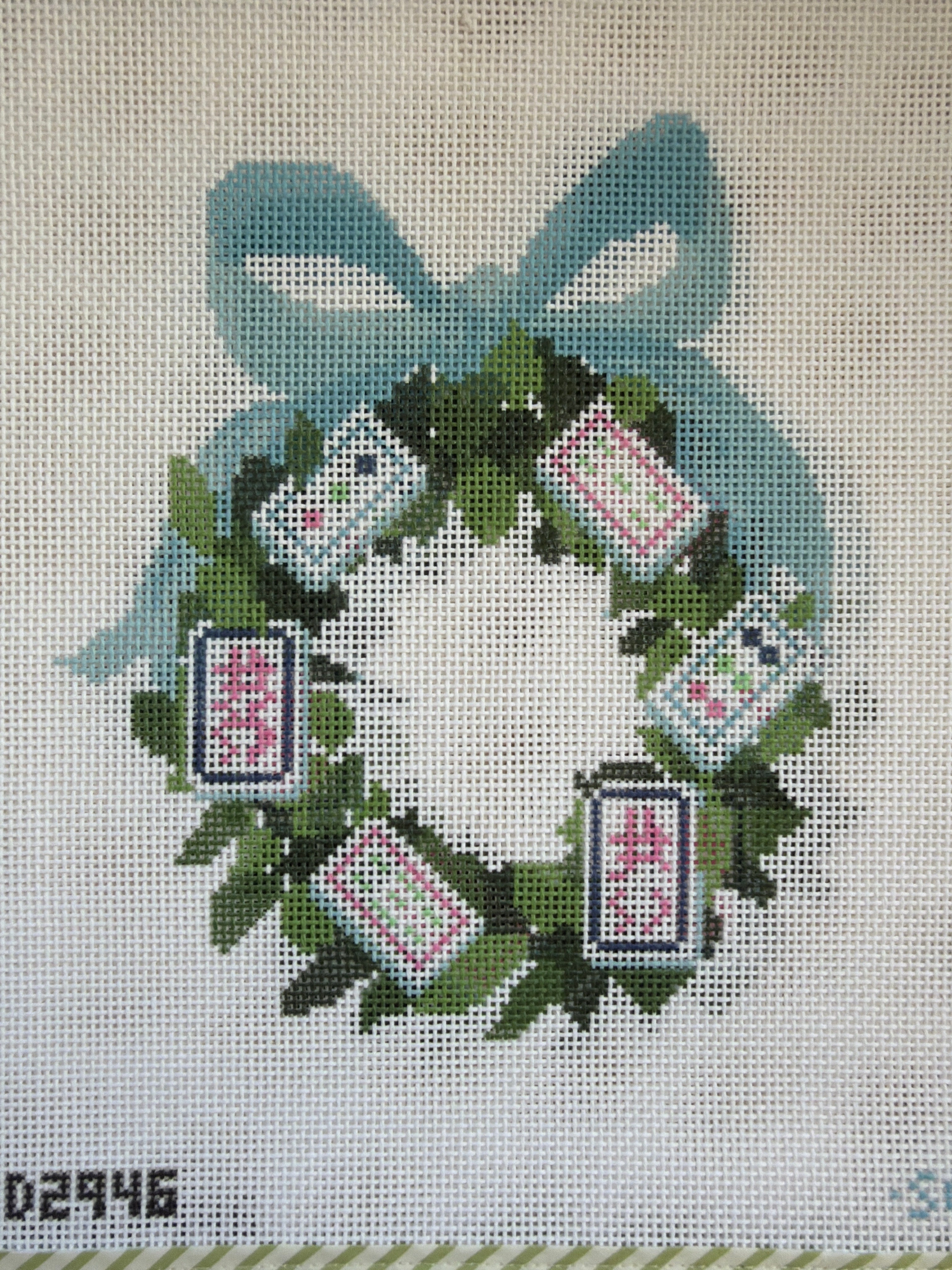 Mahjong Wreath – Blue | Needlepoint Canvas
