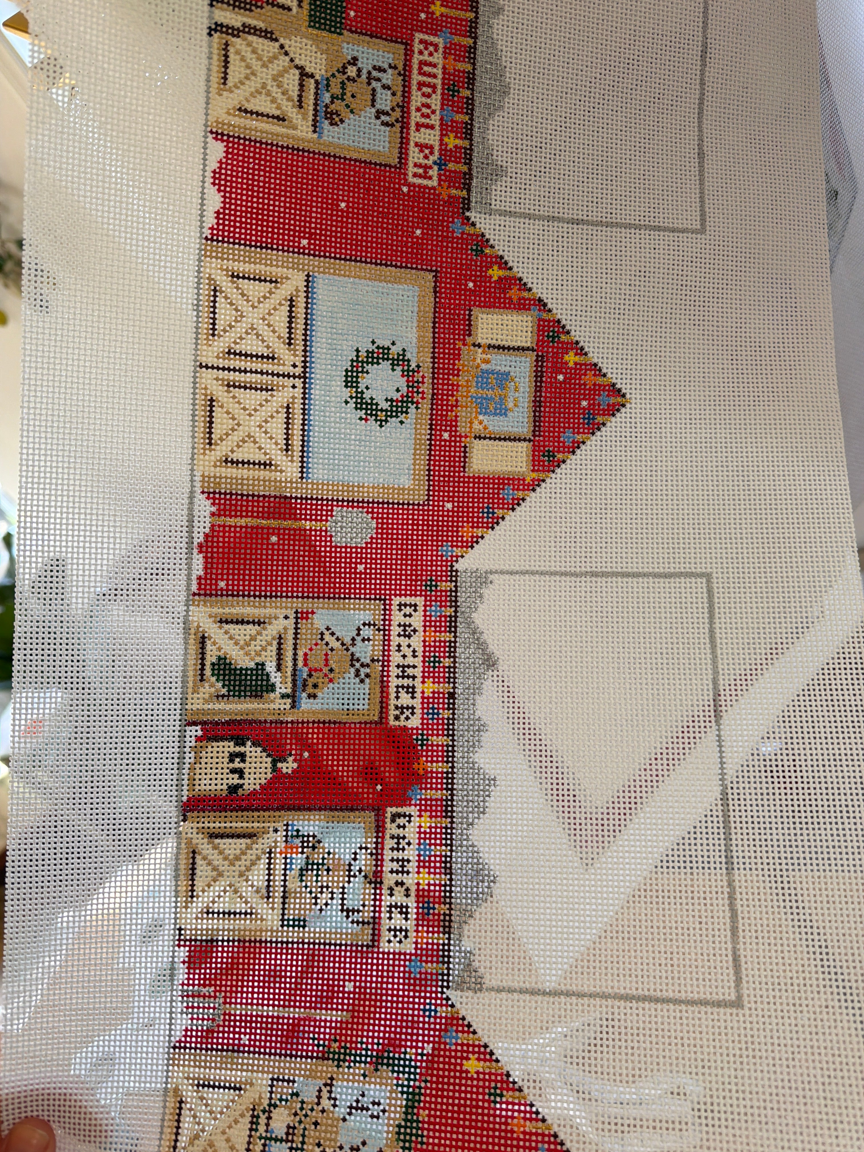 3D Reindeer Barn | Needlepoint Canvas