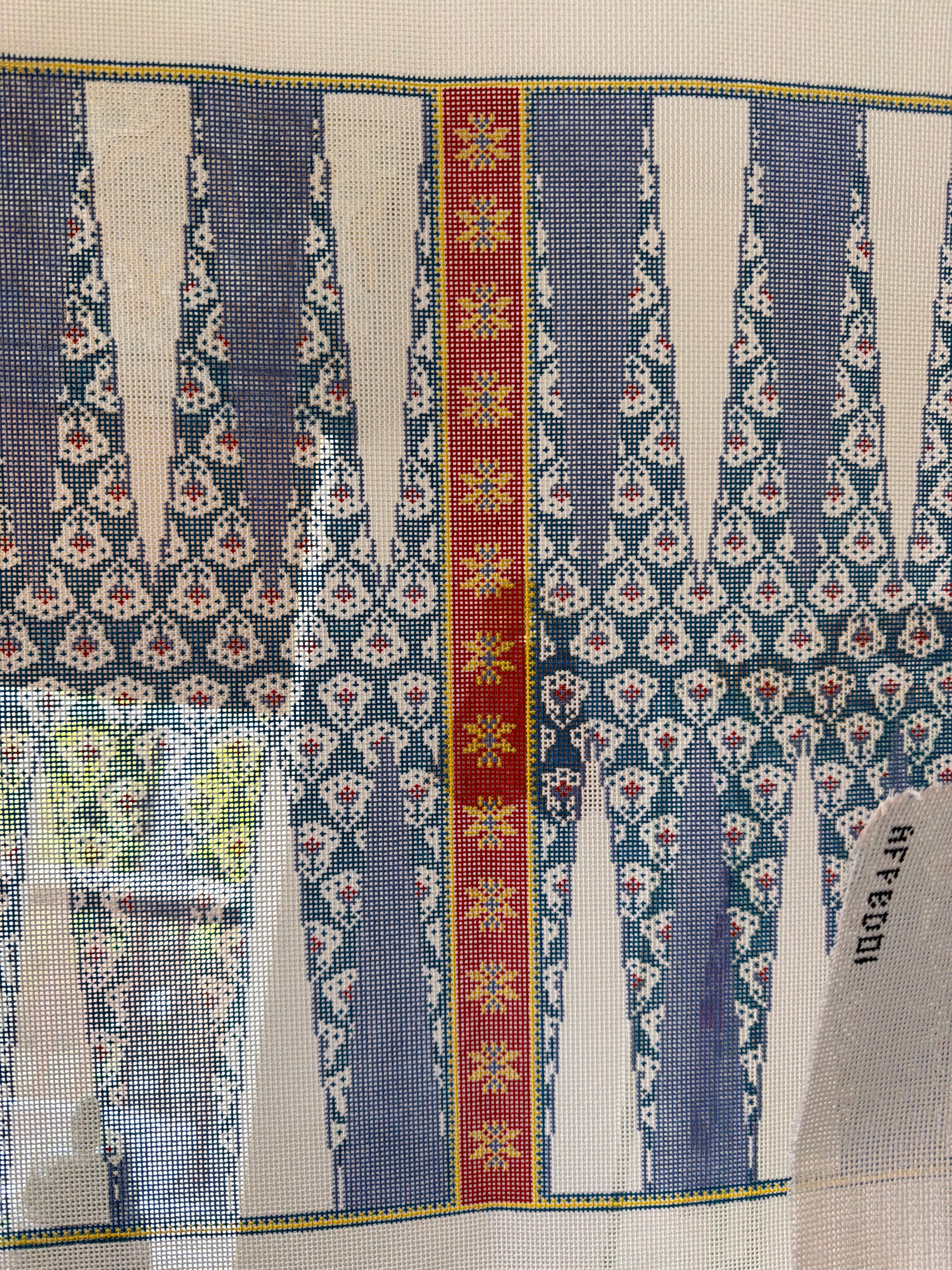 Provence Backgammon Board 14 Mesh | Needlepoint Canvas