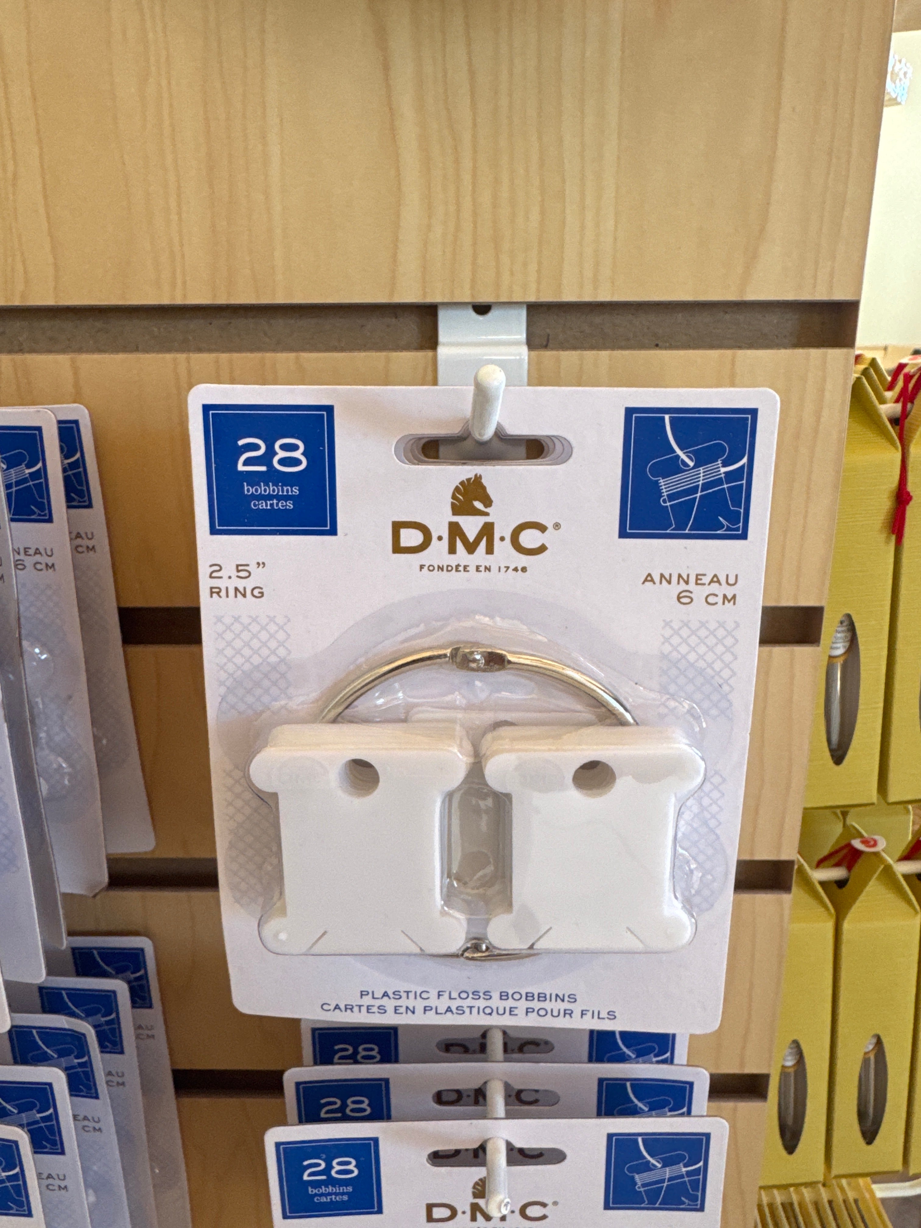 DMC Plastic Bobbins W/MTL Ring