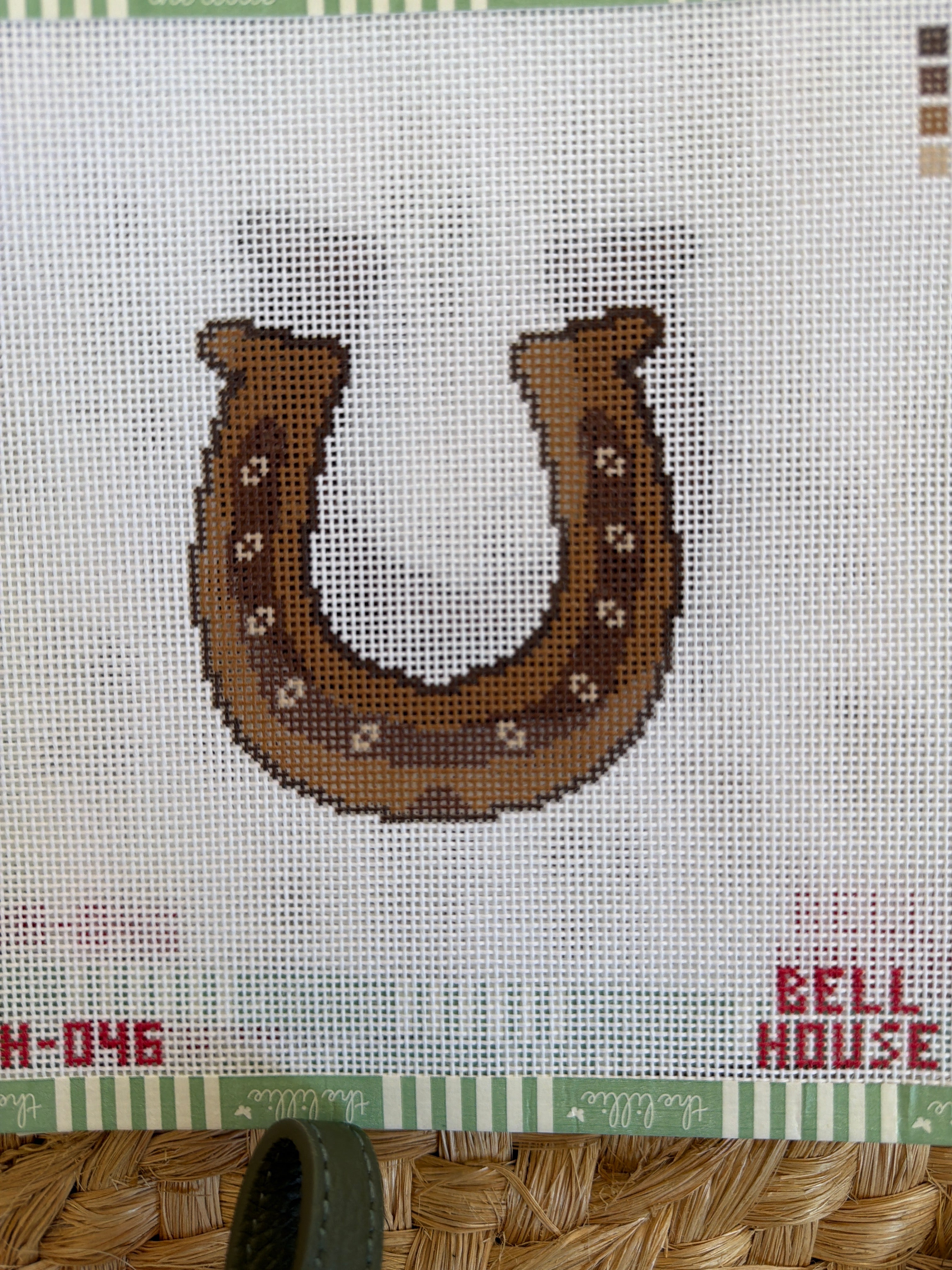 Horseshoe | Needlepoint Canvas