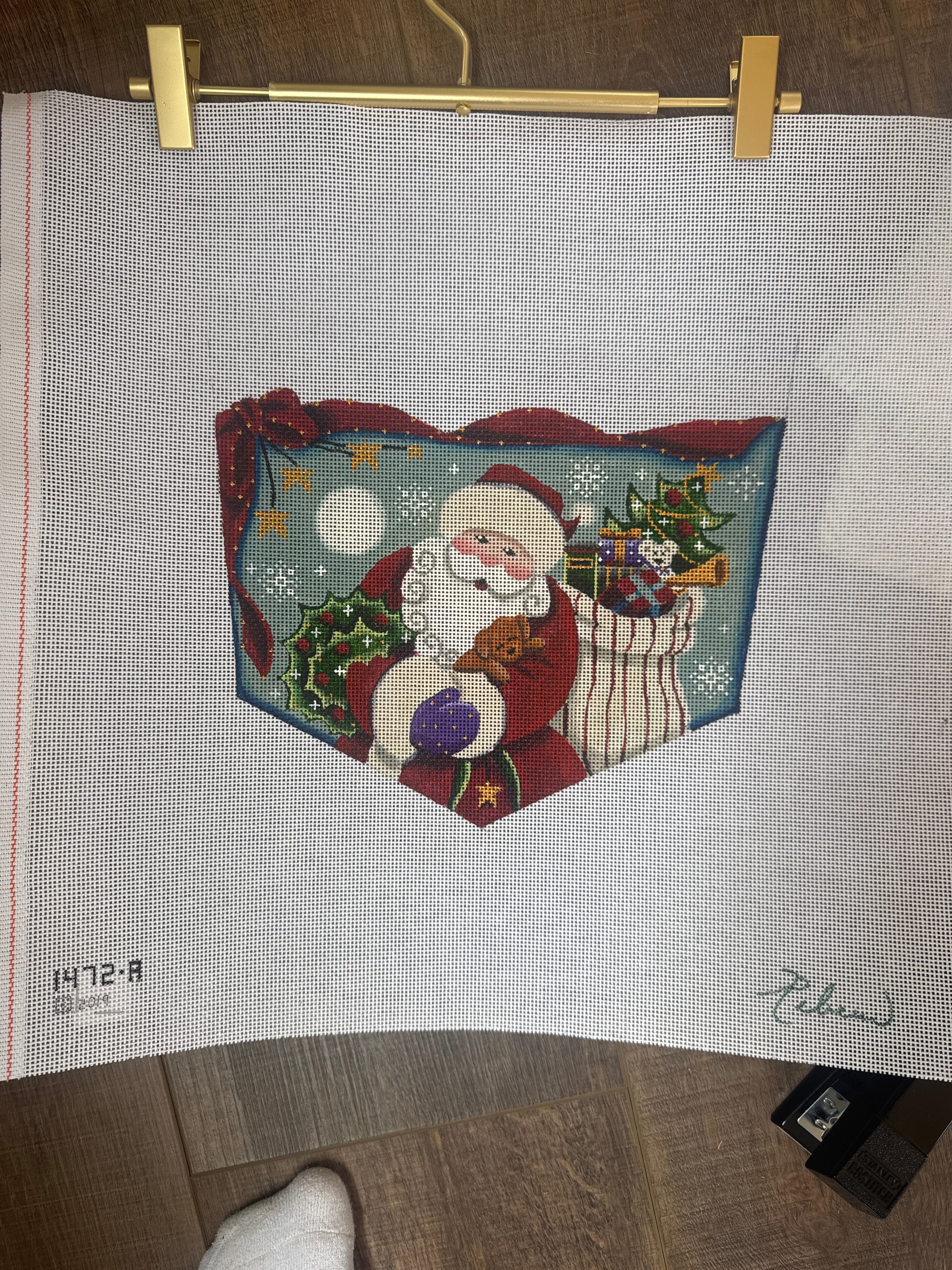 1472-A Santa's Puppy Cuff | Needlepoint Canvas
