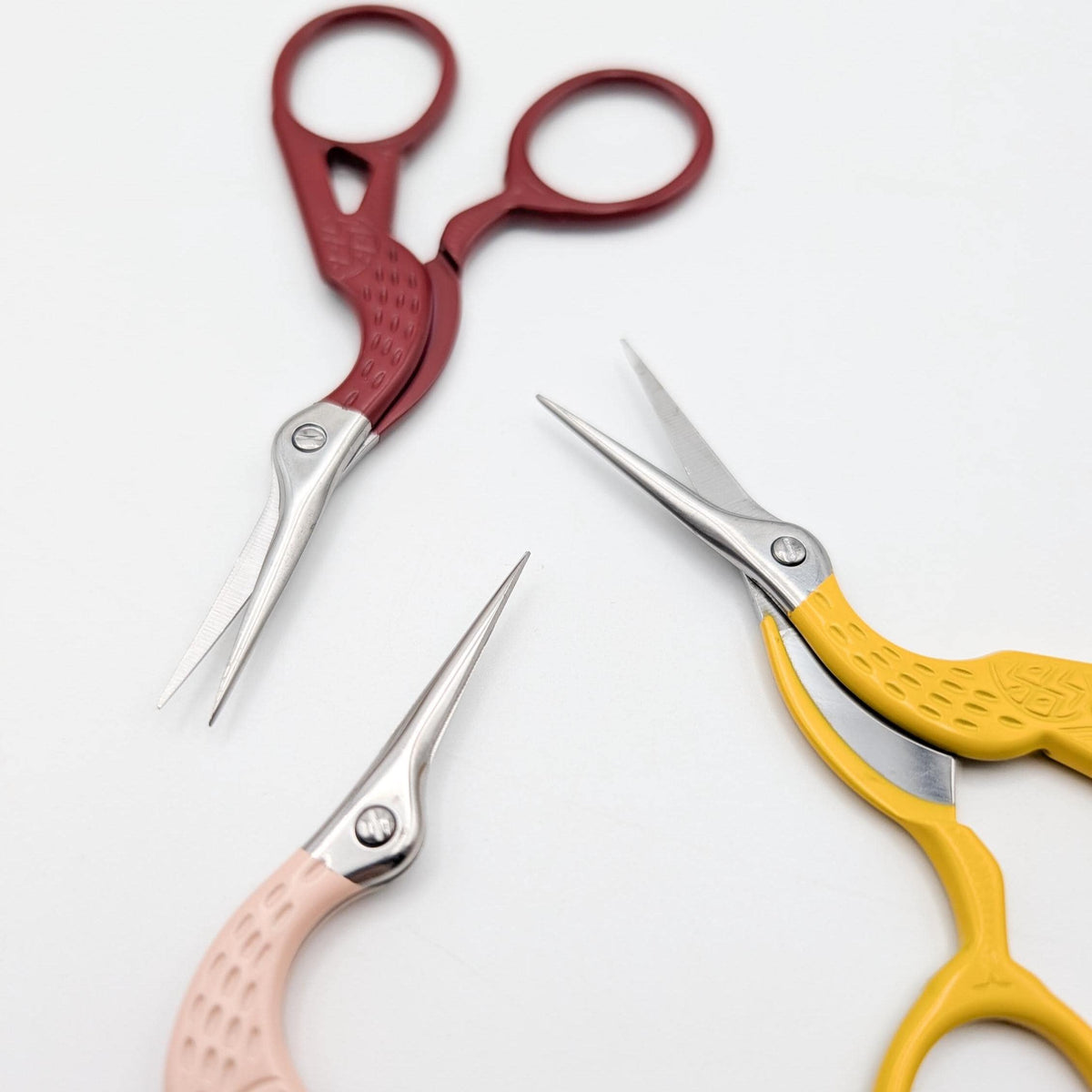 Stork Embroidery Scissors: Sun-dried tomato