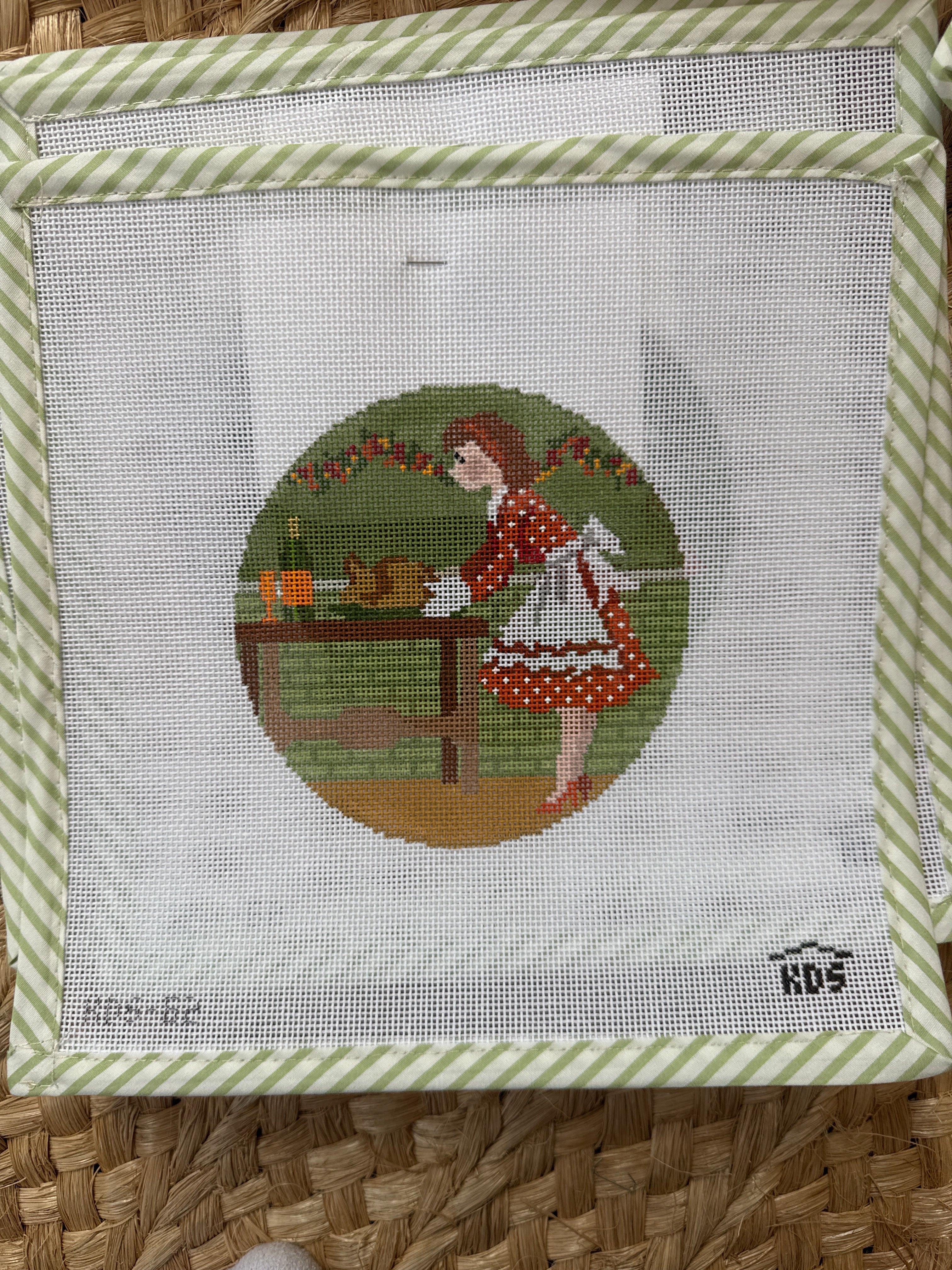 Betty Loves Thanksgiving | Needlepoint Canvas