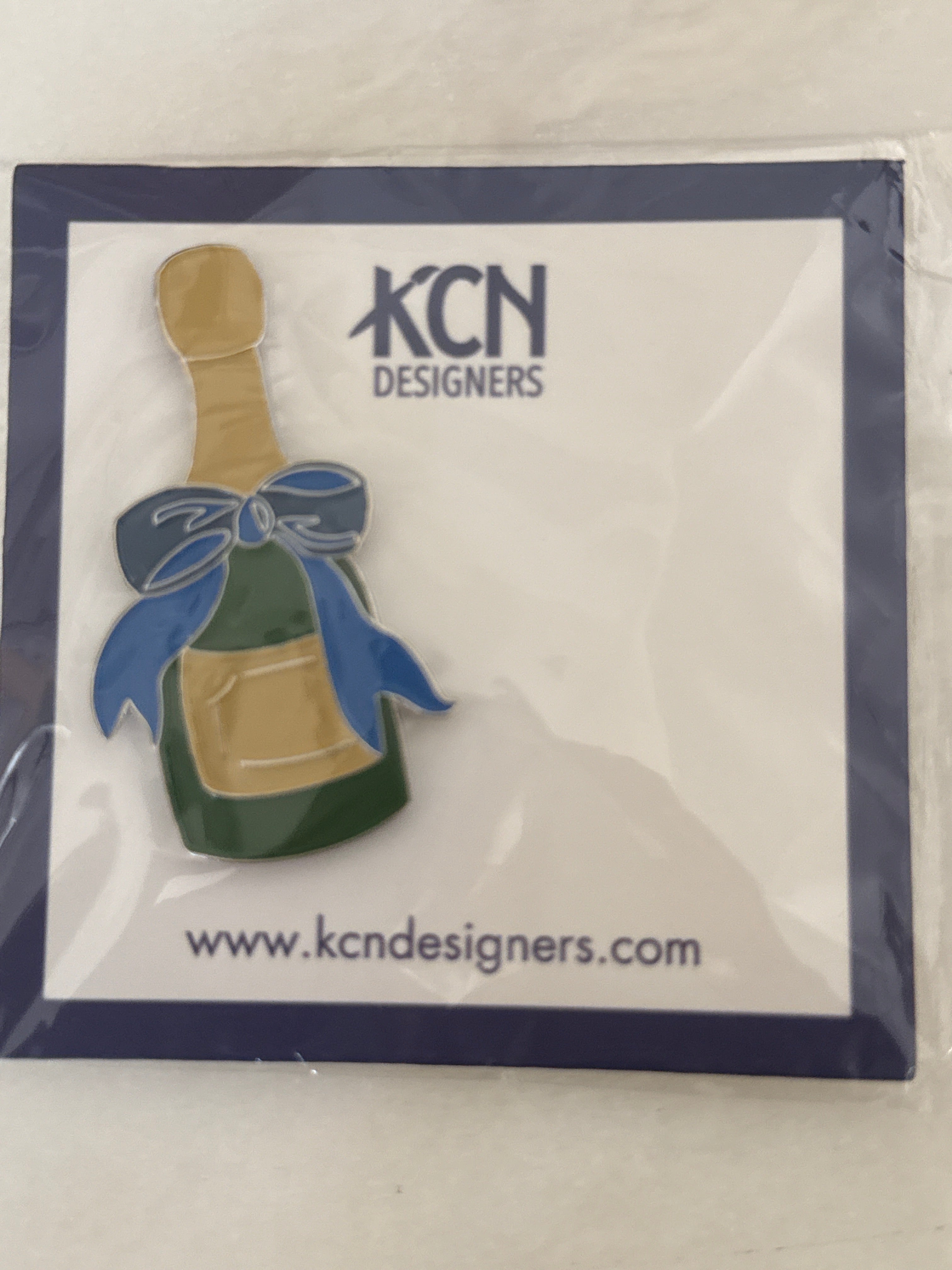 Champagne Needle Minder