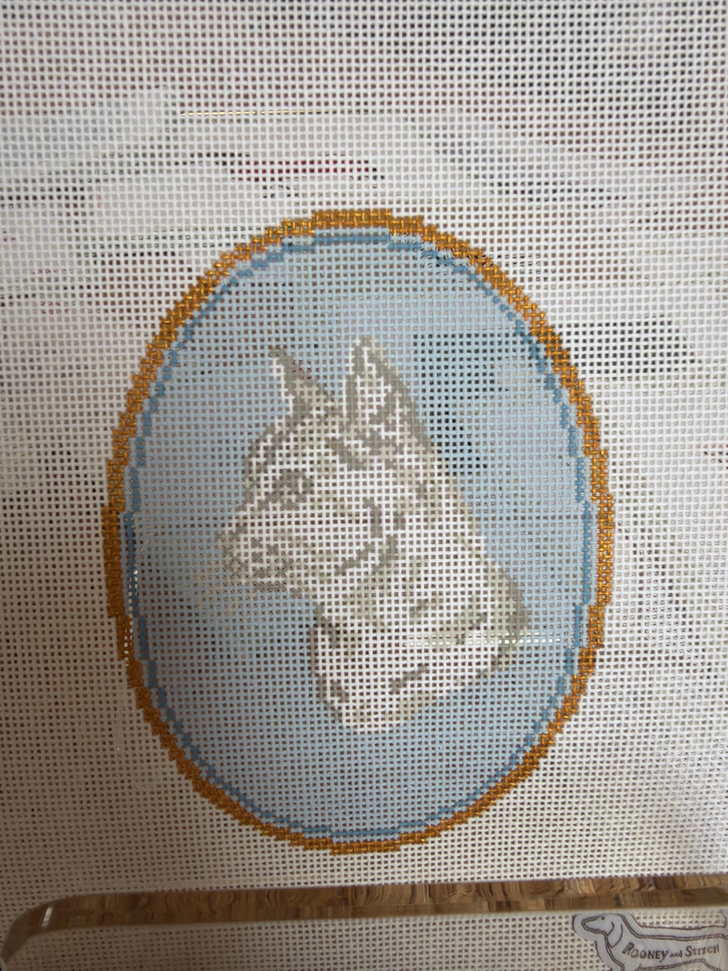 The Short-Haired Cat Cameo | Needlepoint Canvas