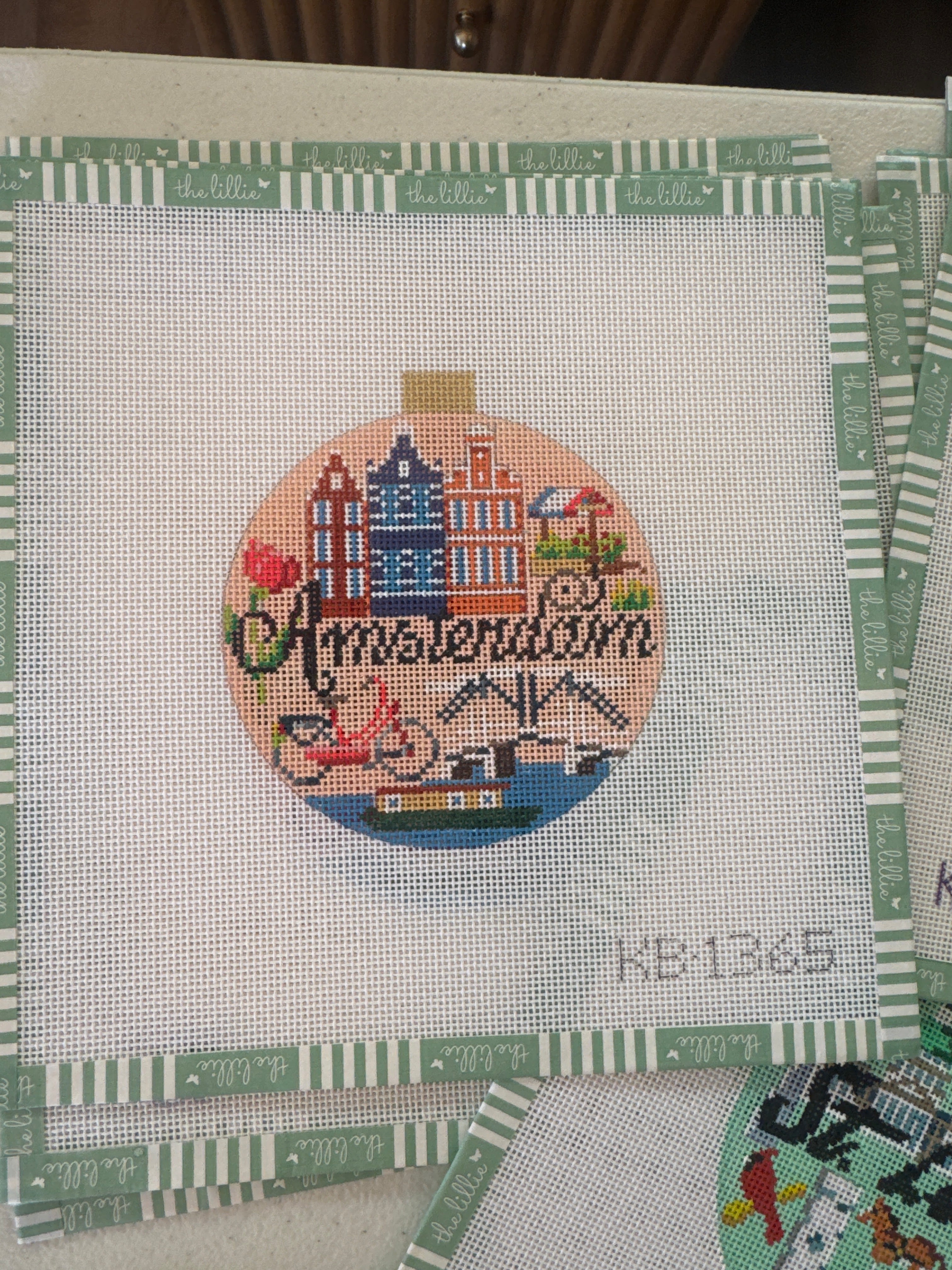 Travel Round – Amsterdam | Needlepoint Canvas