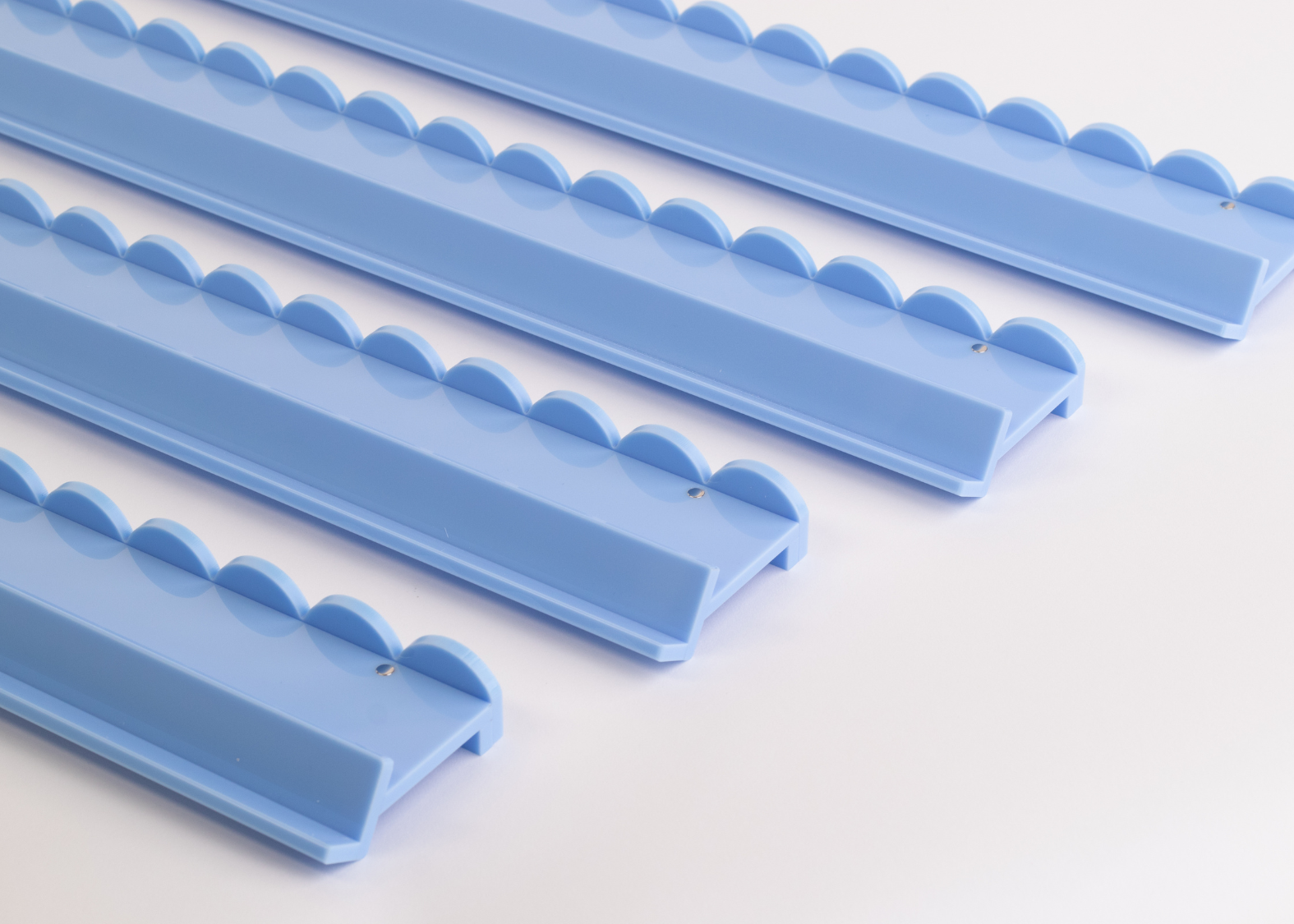 Scalloped Acrylic Racks - Cornflower Blue