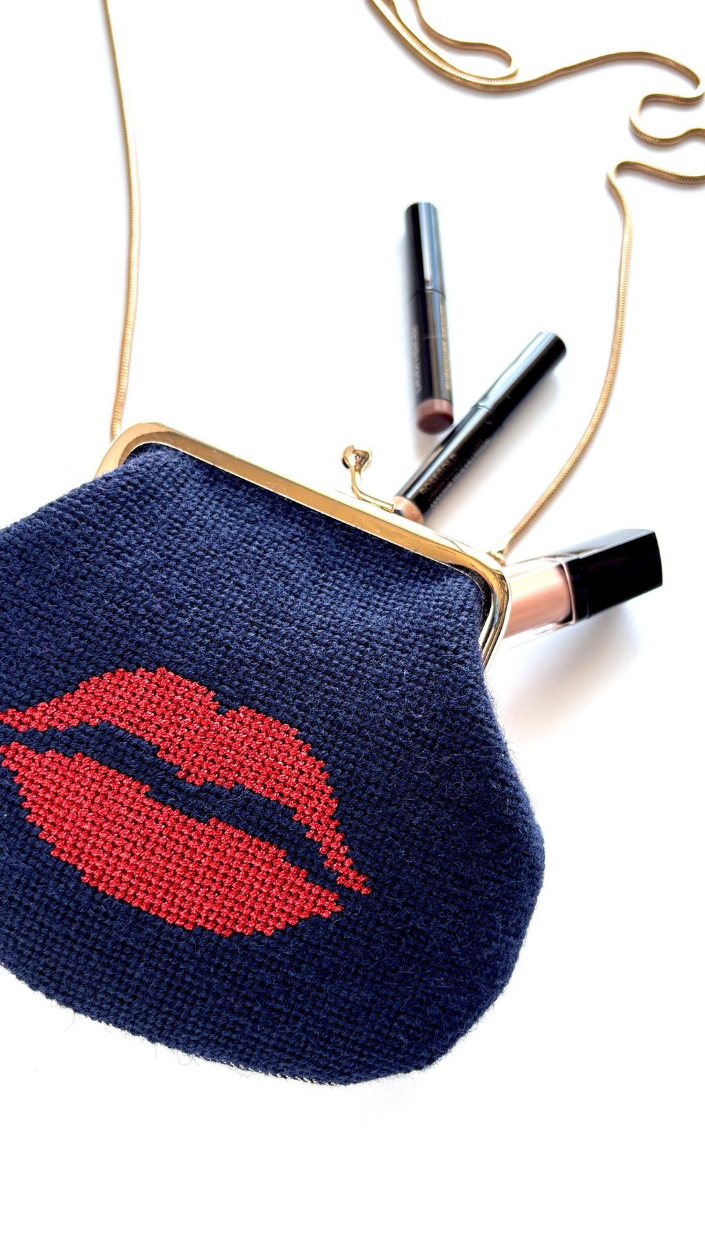 Lips Kiss Lock Bag – Red and Navy Blue