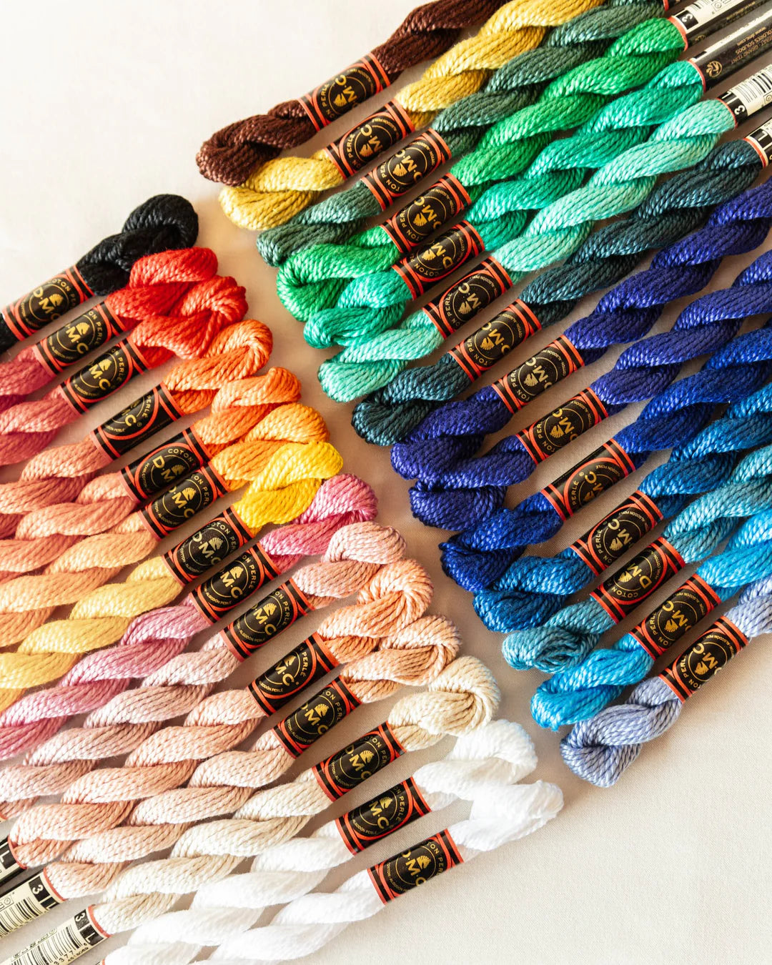 DMC DMC Pearl Cotton Size 3 ECRU needlepoint thread